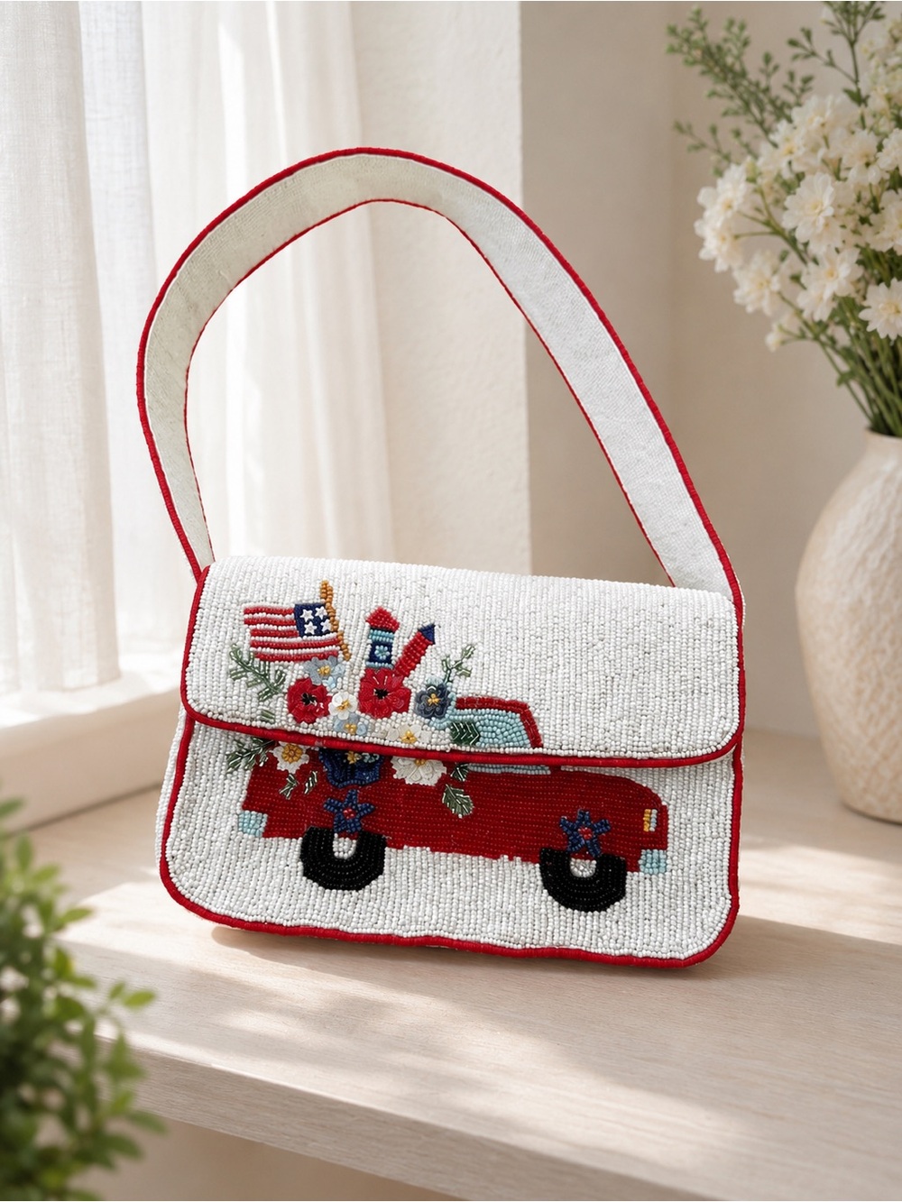Hand-Beaded Patriotic Red Truck Shoulder Bag 🇺🇸